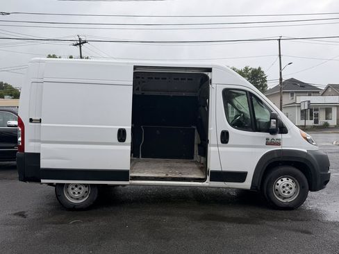 Used 2019 RAM ProMaster 2500 FWD image 11