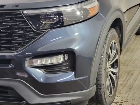 Certified 2022 Ford Explorer ST-Line AWD/4WD image 9