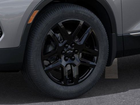 New 2025 Chevrolet Blazer Premier image 9