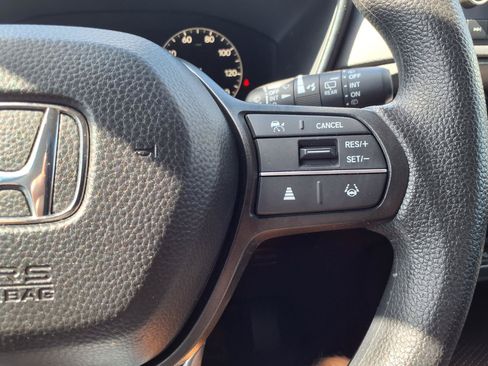 Certified 2025 Honda CR-V EX image 17