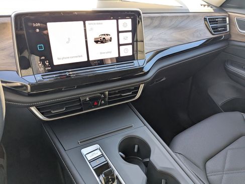 New 2026 Volkswagen Atlas SE image 21