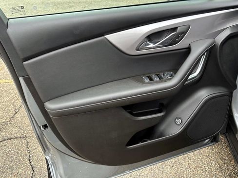 Certified 2025 Chevrolet Blazer LT w/ Convenience Package image 13