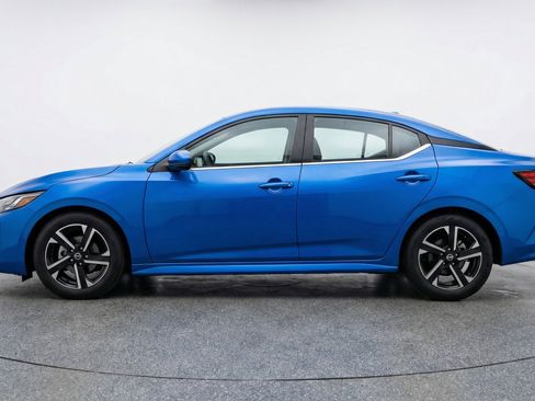 Used 2025 Nissan Sentra SV FWD image 5