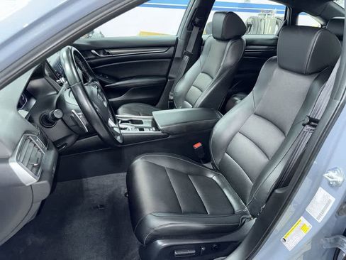 Used 2022 Honda Accord Sport image 14