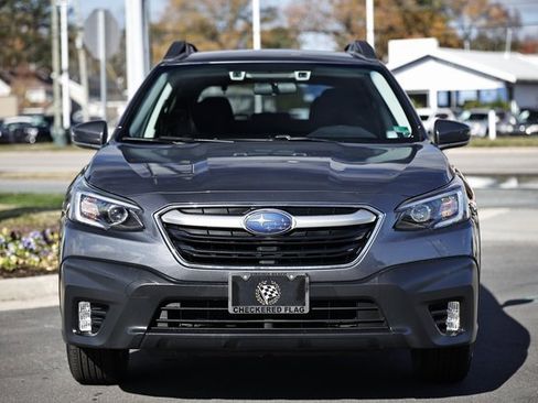 Used 2022 Subaru Outback Premium image 15