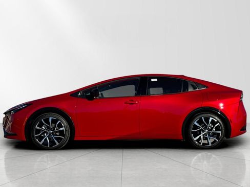 New 2026 Toyota Prius Plug-In Hybrid image 6