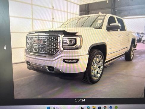 Used 2018 GMC Sierra 1500 Denali w/ Denali Ultimate Package AWD/4WD image 2