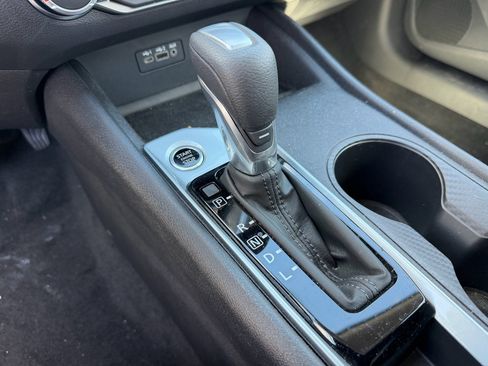 Used 2025 Nissan Altima 2.5 S image 22