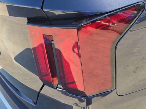 New 2026 Kia Sorento LX FWD image 11