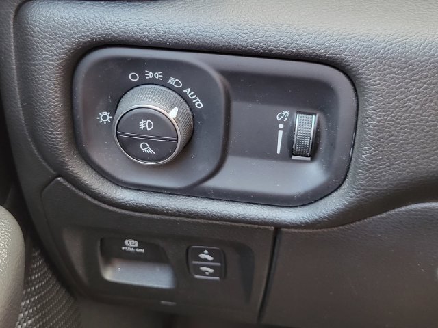 Used 2023 RAM 1500 Big Horn AWD/4WD image 13
