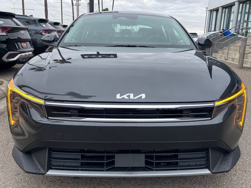 New 2026 Kia K4 EX image 2