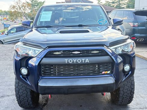 Used 2019 Toyota 4Runner TRD Off-Road Premium AWD/4WD image 2
