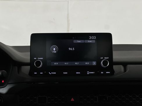 Used 2025 Honda Accord LX image 18