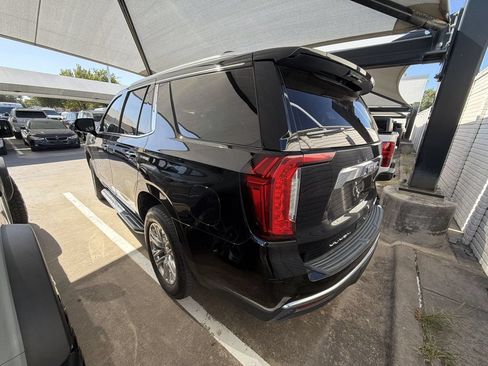 Used 2021 GMC Yukon SLT w/ SLT Premium Package RWD image 4