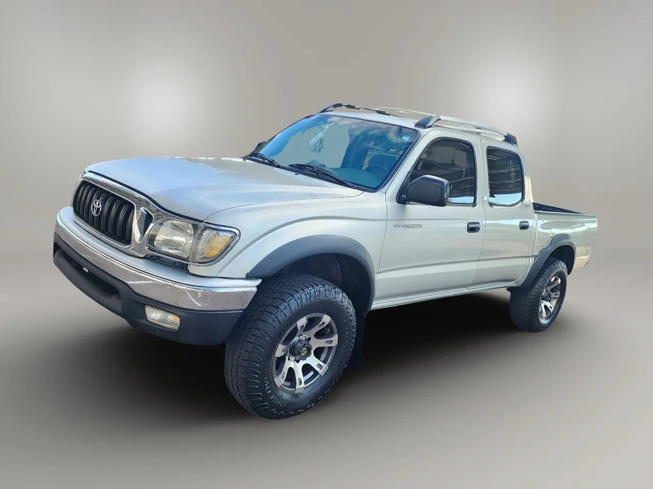 Used 2002 Toyota Tacoma PreRunner w/ SR5 Pkg w/ Chrome Pkg RWD image 2