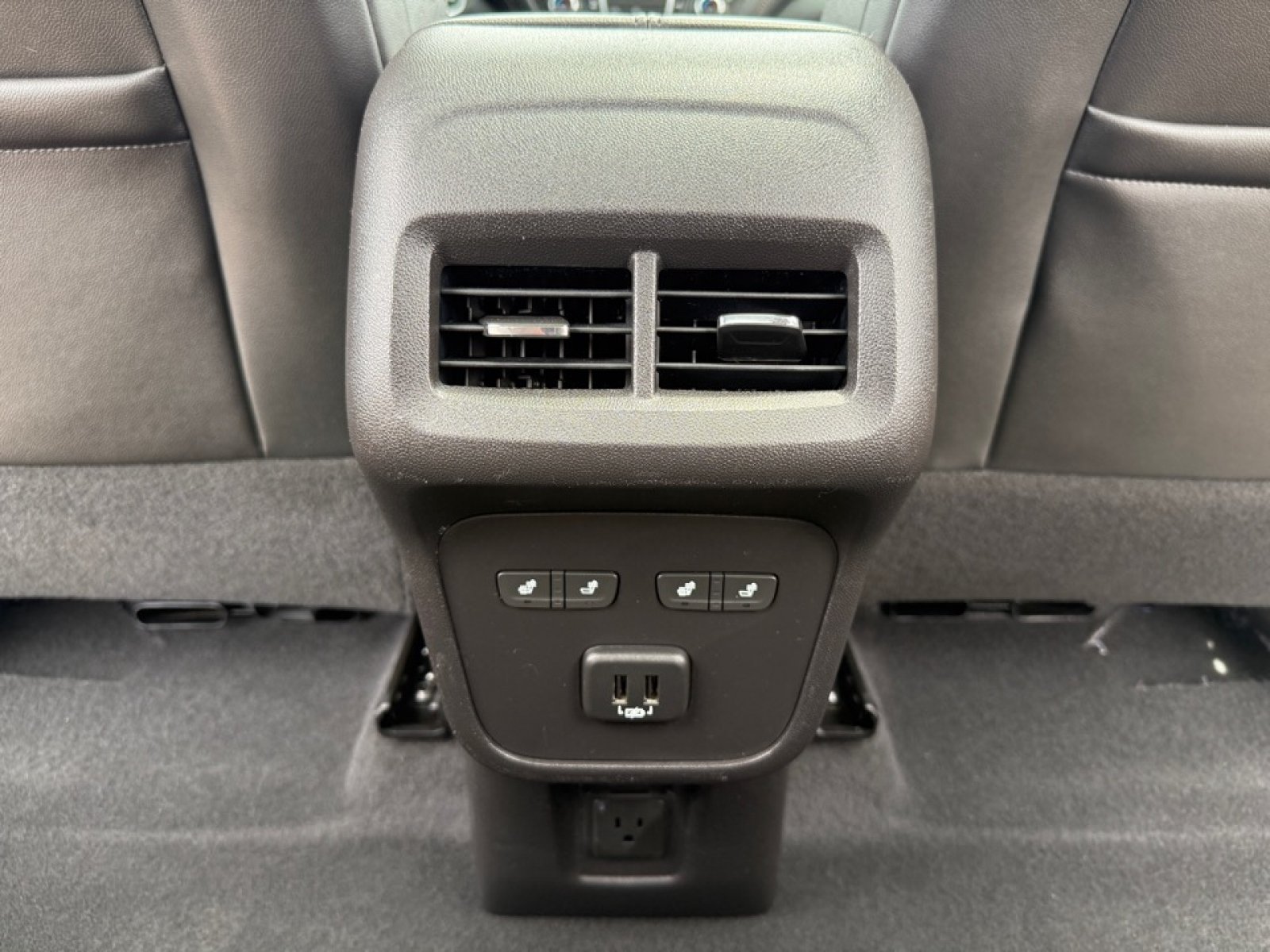 Used 2019 Chevrolet Equinox Premier FWD image 33
