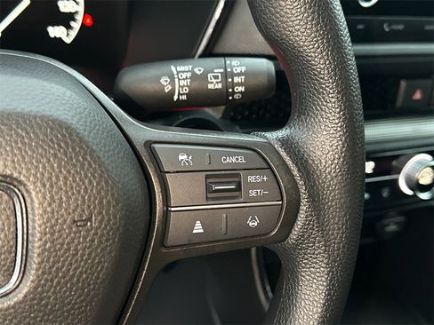 Used 2025 Honda CR-V LX image 22