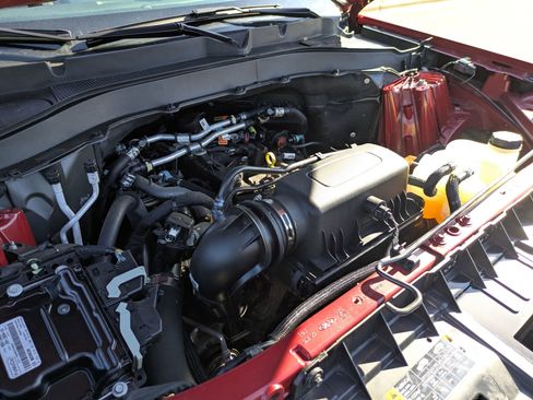 Certified 2023 Ford Explorer XLT w/ Equipment Group 202A AWD/4WD image 43