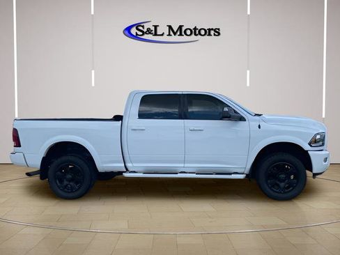 Used 2018 RAM 2500 Laramie w/ Sport Appearance Group AWD/4WD image 4