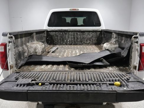 Used 2016 Ford F250 XLT w/ XLT Value Package AWD/4WD image 9