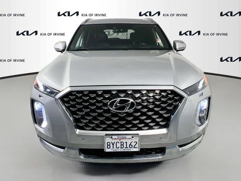 Used 2021 Hyundai Palisade Calligraphy FWD image 2