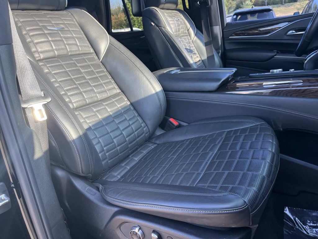 Used 2024 Cadillac Escalade Sport Platinum w/ Heavy-Duty Trailer Package AWD/4WD image 33