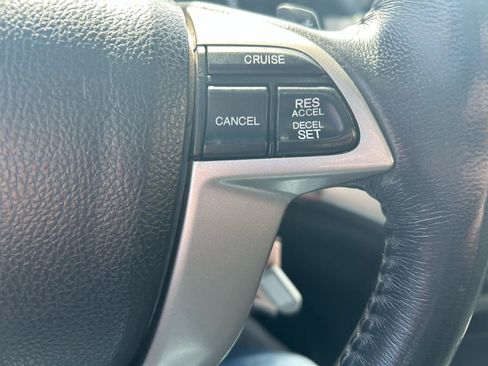 Used 2012 Honda Accord EX-L image 17