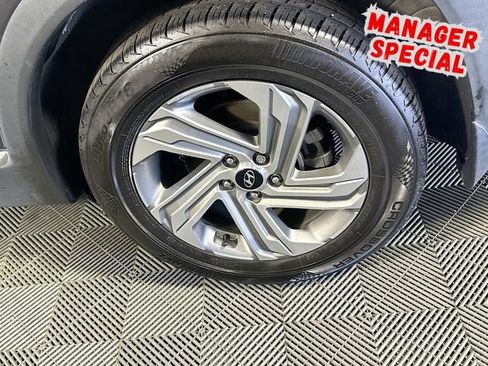 Used 2022 Hyundai Santa Fe SEL FWD image 30
