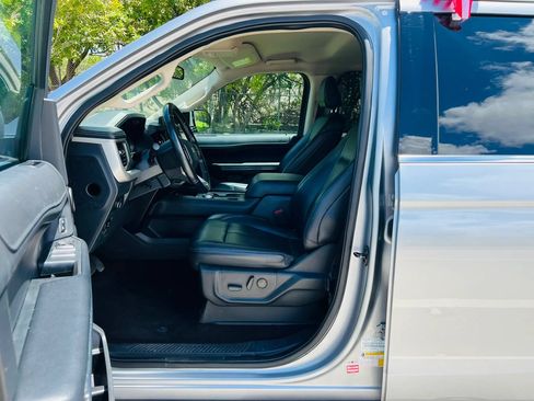 Used 2022 Ford Expedition Max XLT RWD image 13