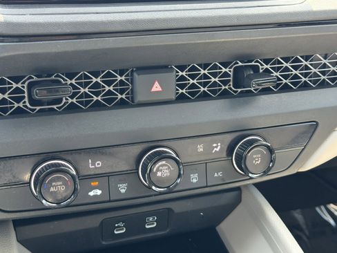 Used 2023 Honda Accord LX image 18