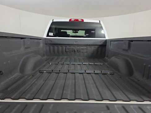 Used 2018 GMC Sierra 2500 SLT w/ Duramax Plus Package AWD/4WD image 12