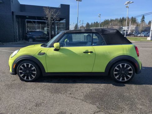 Certified 2023 MINI Cooper S w/ Signature Upholstery Package image 3