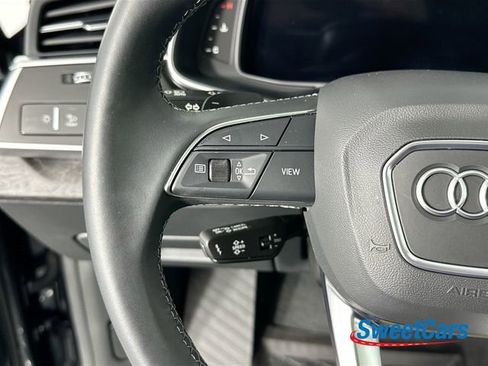 Used 2025 Audi Q8 Prestige image 18