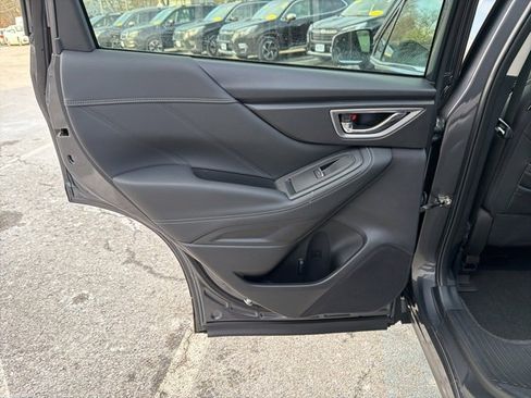 Used 2023 Subaru Forester Touring image 37