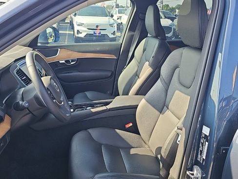 Used 2024 Volvo XC90 B6 Plus w/ Protection Package Premier AWD/4WD image 3