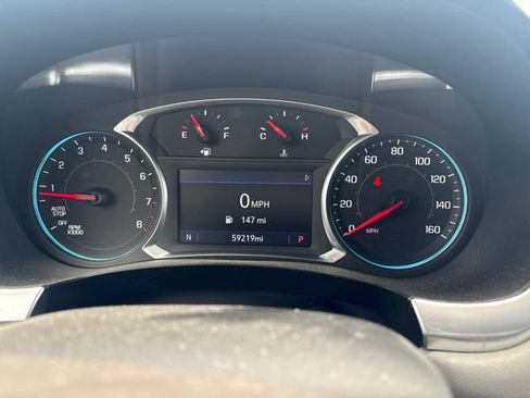 Used 2021 Chevrolet Traverse LT FWD image 9