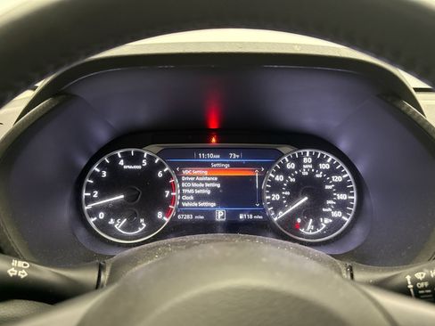 Used 2021 Nissan Sentra SV FWD image 9