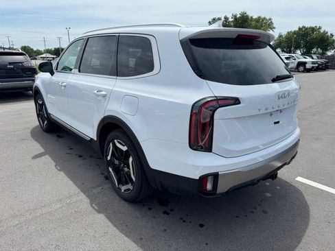 Used 2025 Kia Telluride EX w/ EX Captain's Chair Package AWD/4WD image 6