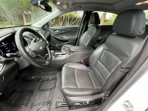 Used 2024 Chevrolet Malibu LT image 27