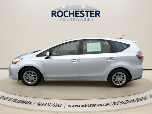 Used 2015 Toyota Prius V Three FWD image 3