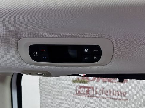 Used 2018 Chrysler Pacifica Limited w/ Advanced Safetytec Group image 31