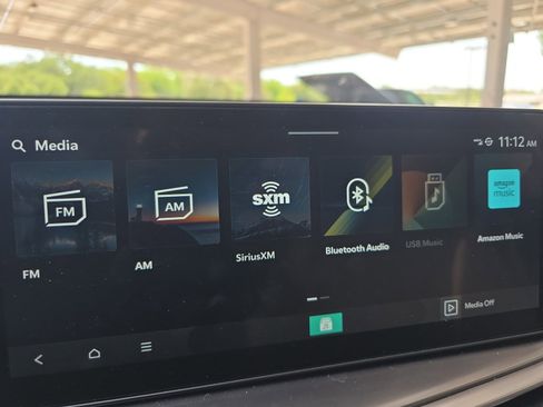 Certified 2025 Kia Sorento S FWD image 14