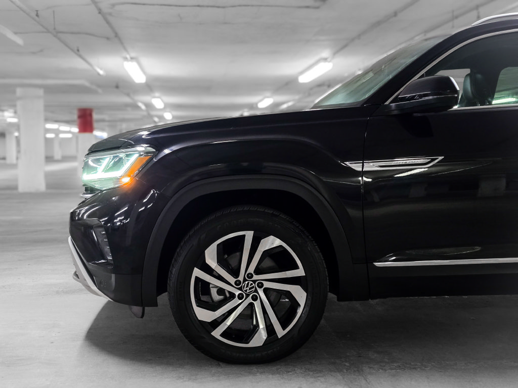 Used 2022 Volkswagen Atlas Cross Sport SEL AWD/4WD image 14