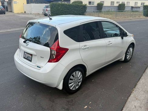 Used 2014 Nissan Versa Note SV FWD image 9