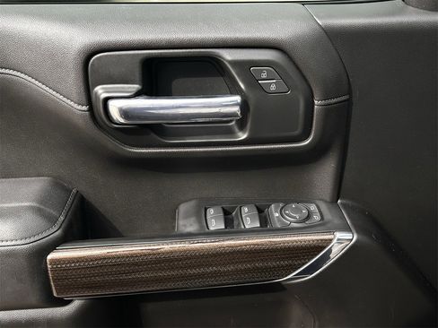 Used 2022 Chevrolet Silverado 1500 LT image 24