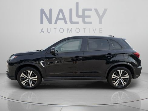 Used 2020 Mitsubishi Outlander Sport SE AWD/4WD image 2