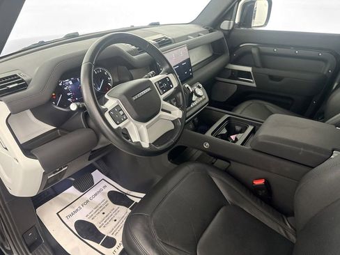Certified 2023 Land Rover Defender 130 SE AWD/4WD image 8