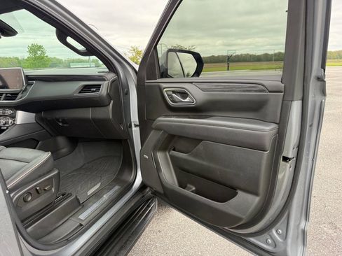 Used 2022 GMC Yukon XL SLT w/ SLT Premium Package AWD/4WD image 20
