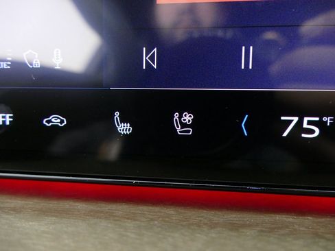 New 2025 Audi Q5 Premium Plus image 19