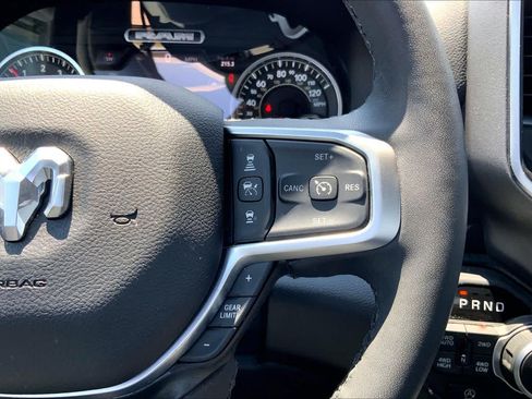 Used 2025 RAM 1500 Big Horn AWD/4WD image 25